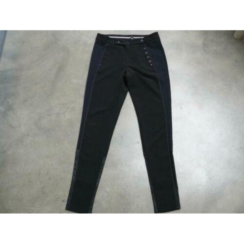 ZIP73 broek zwart travelstof maat 26 = 36 NIEUW
