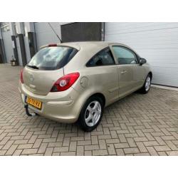 Opel Corsa 1.2-16V Enjoy Airco, Trekhaak, NAP
