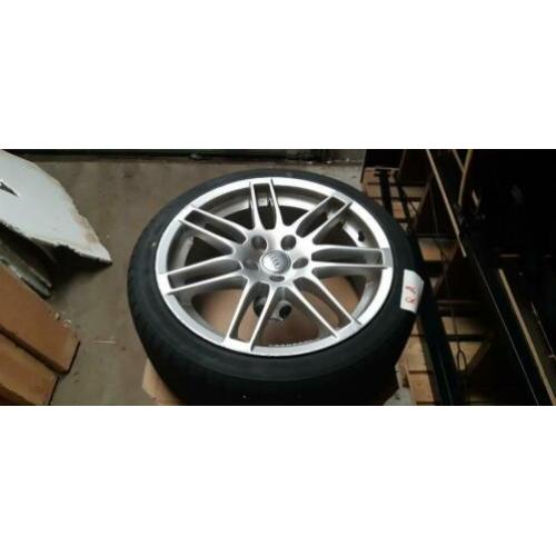 Set van 4 RS4 18 inch imitatie velgen voor audi a3