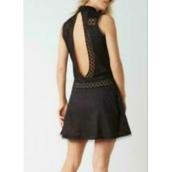 NIEUW NIKKIE RUKI SHORT DRESS met prachtige rug , maat 34