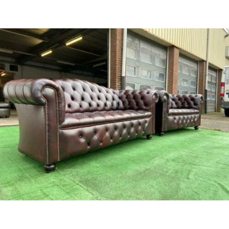 Oxblood CHESTERFIELD leren 3+2 zits “Button-Seat” banken