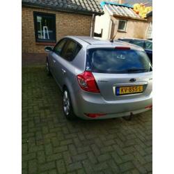 KIA CEE D 1.6 GDI 2010 Grijs
