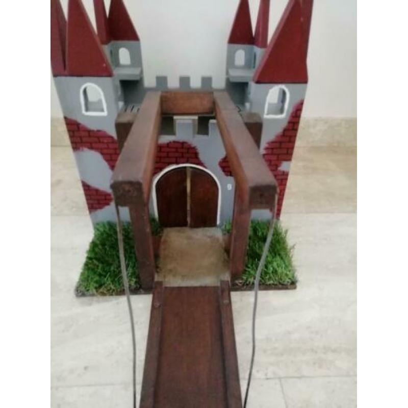 Leuk houten ridder fort