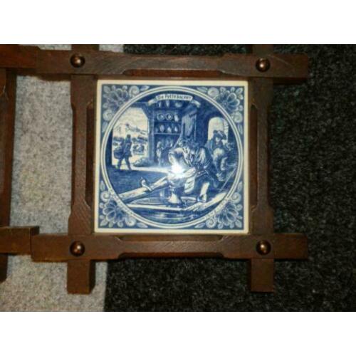 De pottebacker N Joh.Luyken wandtegel handpainted