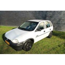 Opel Corsa 1.4i-16V Swing Automaat, Radio cd/mp3, 5-drs nieu