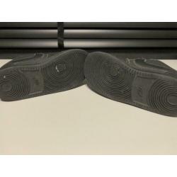 NIKE schoenen maat 27 zwart