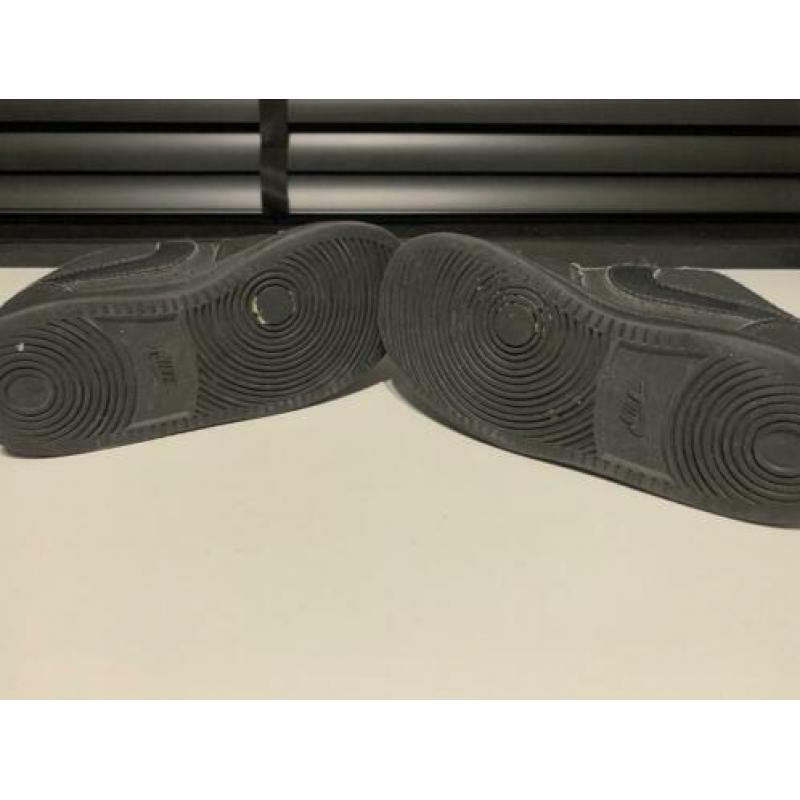 NIKE schoenen maat 27 zwart
