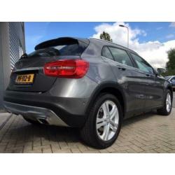 Mercedes-Benz GLA-klasse 180 Prestige! AUT! PANO!