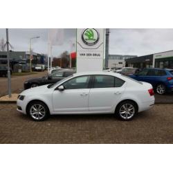 Skoda Octavia 1.6 TDI Greentech Ambition Business | Navigati