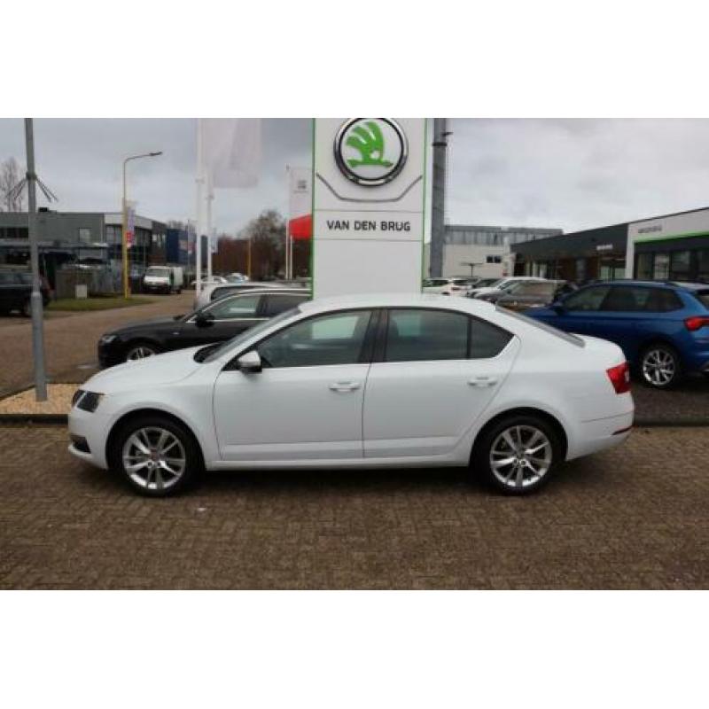 Skoda Octavia 1.6 TDI Greentech Ambition Business | Navigati