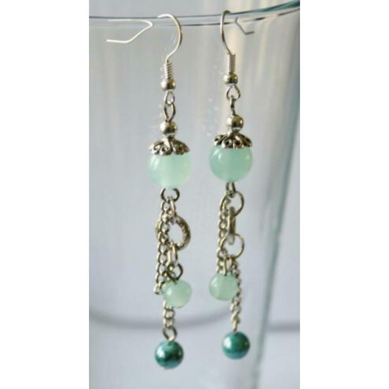 Oorbellen in mint en turmaline bleu