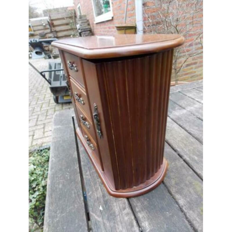 prachtig oud houten kastje voor opmaken make up 30 cm br 25