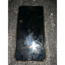 Te koop iPhone 6s Plus 64 GB met nieuw scherm.