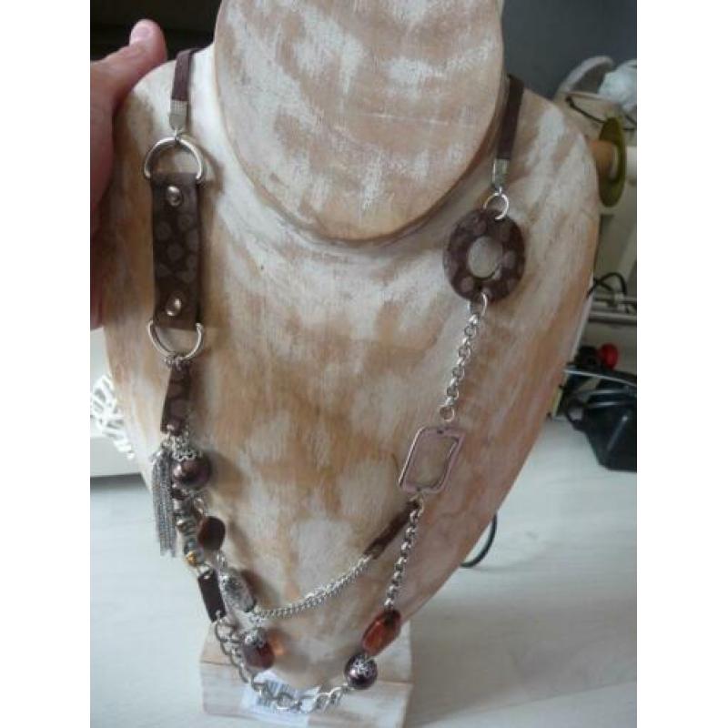 3+1 SALE!! (3) Super aparte ketting van UNI-X