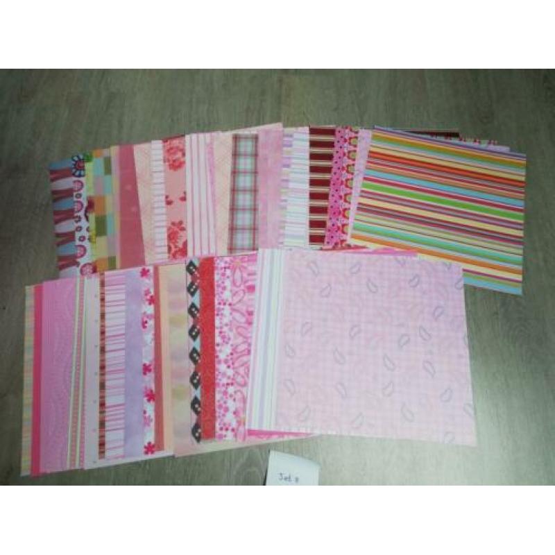 Verschillende sets scrappapier 30x30