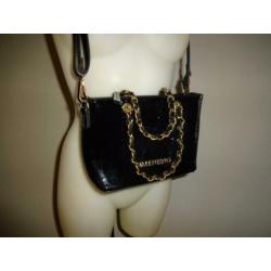 D4A Valentino chique schouder tas lak leer gouden accenten