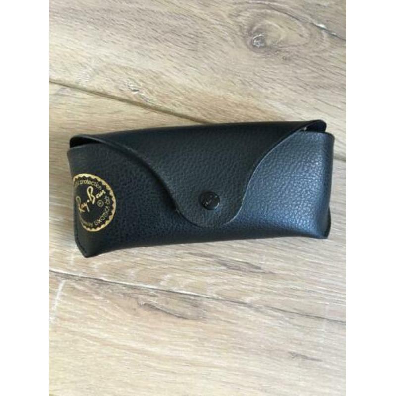 Ray Ban zonnebril unisex model Chris RB 4187 ??