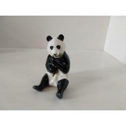 Beswick Panda Chi Chi met Bamboespruit, Zeer Zeldzaam