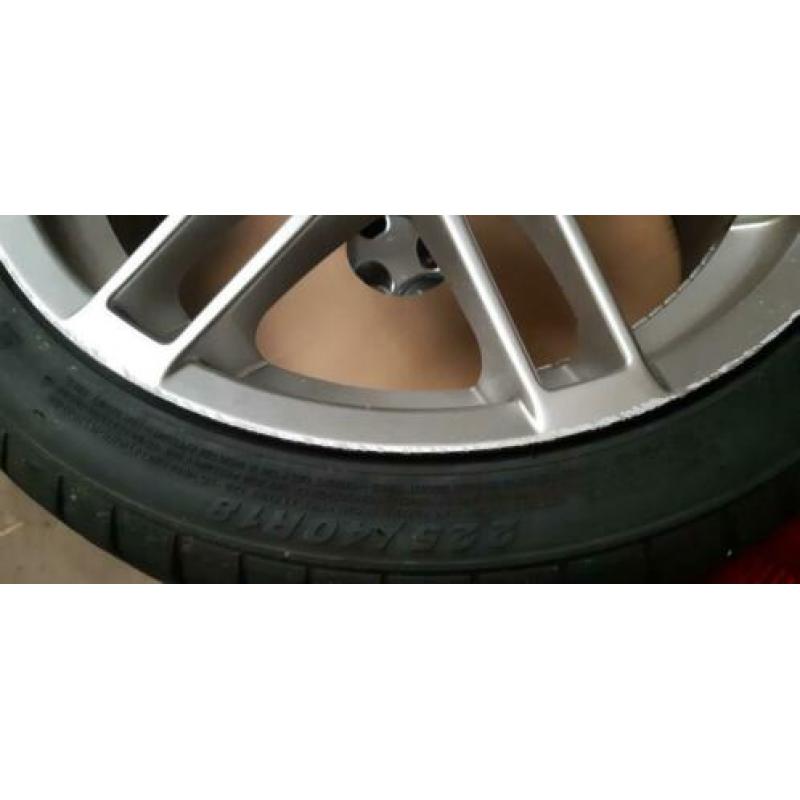 Set van 4 RS4 18 inch imitatie velgen voor audi a3