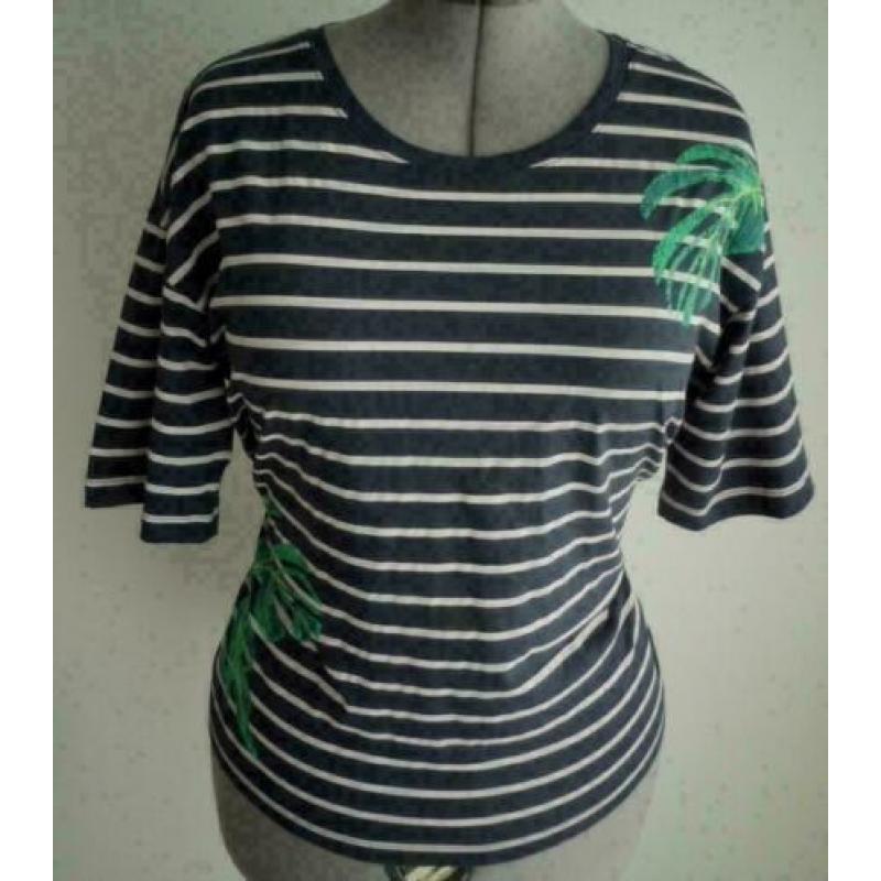 Mooi NW donkerblauw/wit EDC t-shirt groen varens print M-L