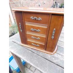 prachtig oud houten kastje voor opmaken make up 30 cm br 25