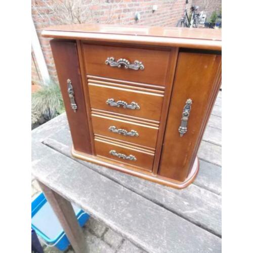 prachtig oud houten kastje voor opmaken make up 30 cm br 25