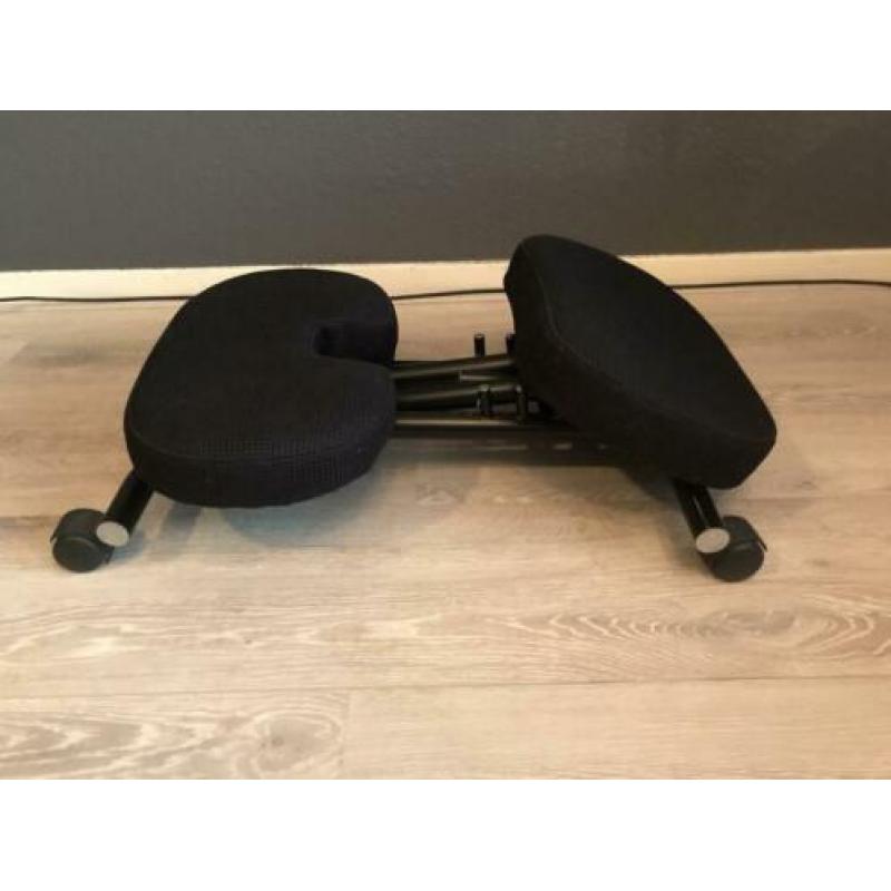 Ergonomische kniestoel