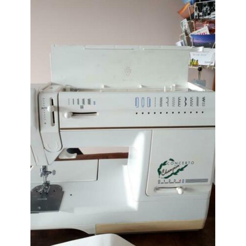 Singer Concerto 1 model 9210
