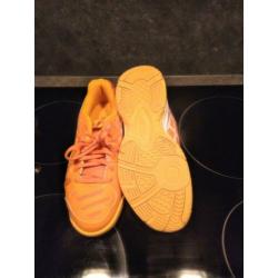 asics hockeyschoen maat 35