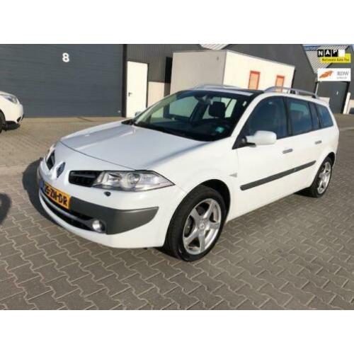 Renault Mégane Grand Tour 2.0-16V Tech Line Airco auto, Pano