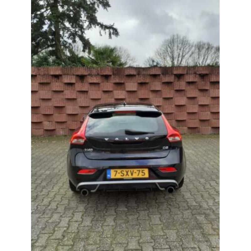 Volvo V40 1.6 D2 R-design 2013 Zwart