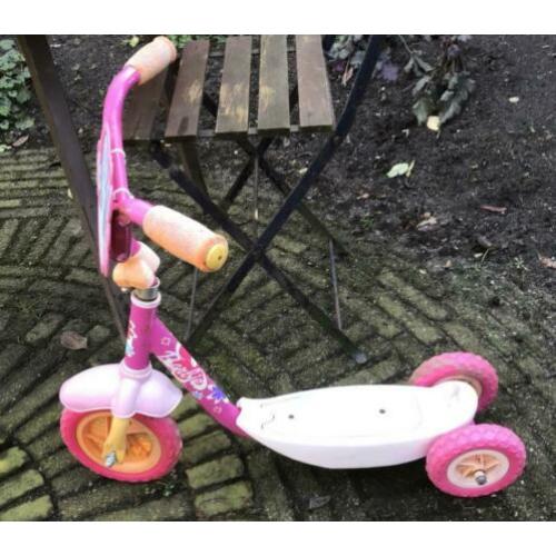 Leuk kinderstepje van Barbie en 1 van Classic scooter