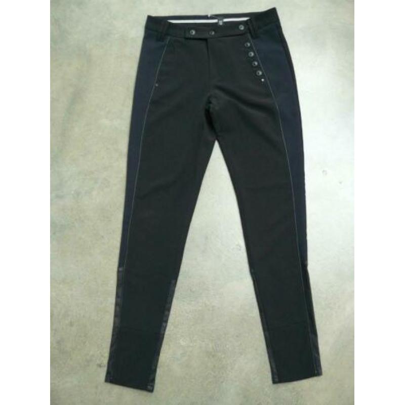 ZIP73 broek zwart travelstof maat 26 = 36 NIEUW