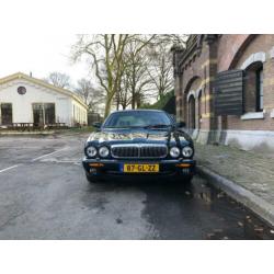 Daimler Super Eight 4.0 V8 LWB 1998 Groen