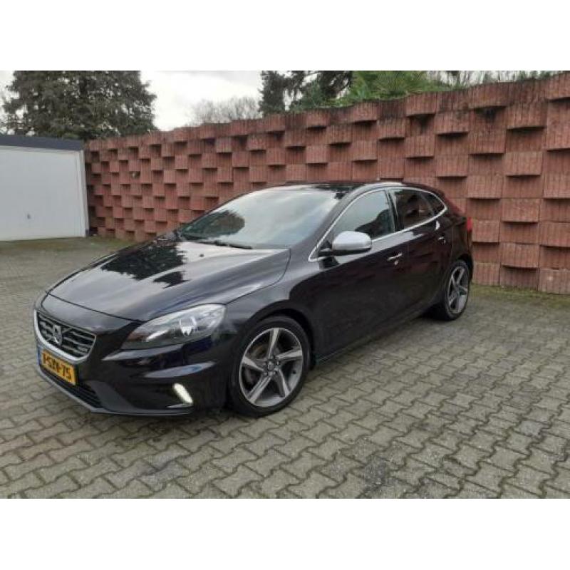 Volvo V40 1.6 D2 R-design 2013 Zwart