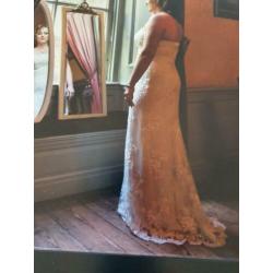 Trouwjurk strapless mt 42