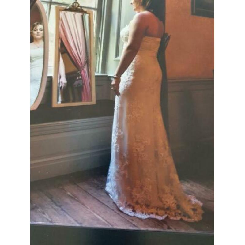 Trouwjurk strapless mt 42