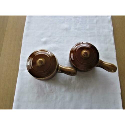 2 bruine ovenschaaltjes met deksel oven proof Korea Dm 11,5