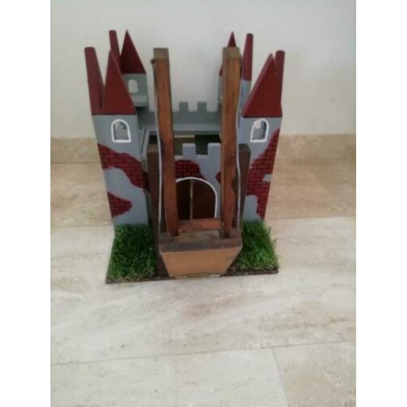 Leuk houten ridder fort