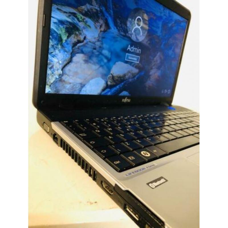 Fujitsu Siemens core i5 / 8.00 Gb ram / win 10 pro office
