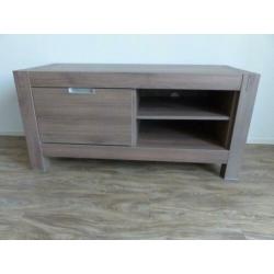 Mooi tv-dressoir te koop
