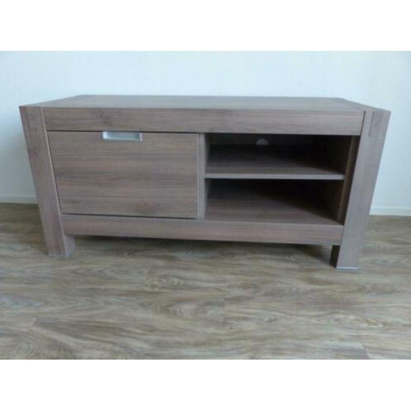 Mooi tv-dressoir te koop