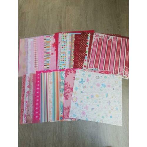 Verschillende sets scrappapier 30x30
