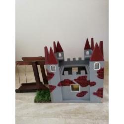 Leuk houten ridder fort