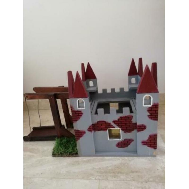 Leuk houten ridder fort