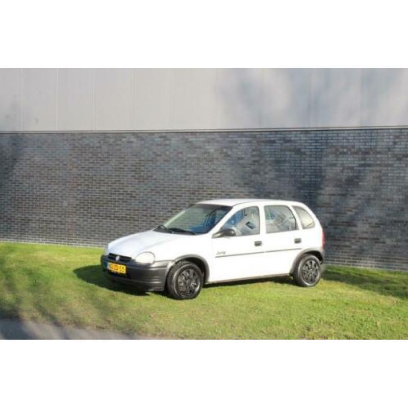 Opel Corsa 1.4i-16V Swing Automaat, Radio cd/mp3, 5-drs nieu