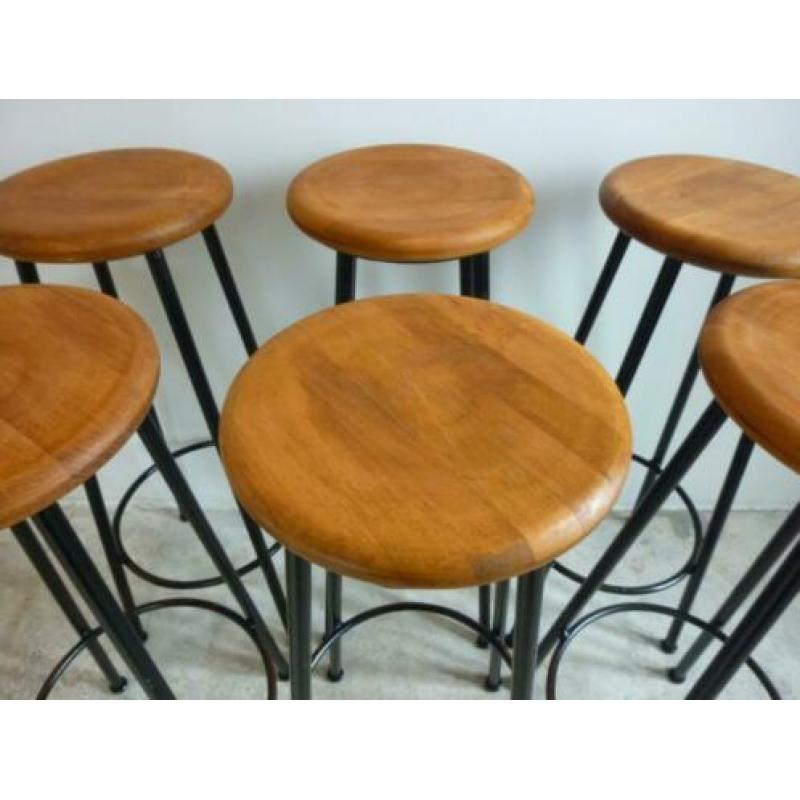 6x zware barkruk metaal hout industrieel vintage € 75,- p/st