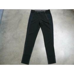 ZIP73 broek zwart travelstof maat 26 = 36 NIEUW