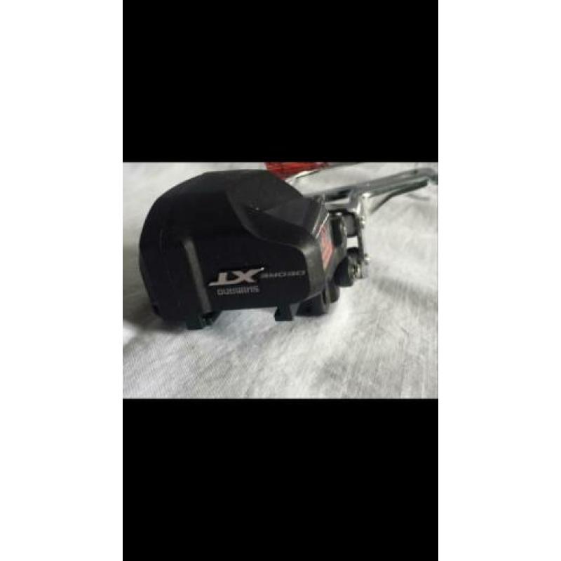 Nieuwe Shimano XT DI2 voorderailleur incl klemband highclamp