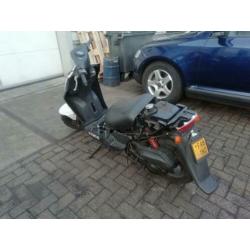 OPKNAPPER: Kymco Agility Carry | 2013 | 24.582km | Geen Wok